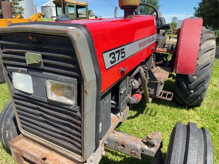 massey-ferguson-375-image-12