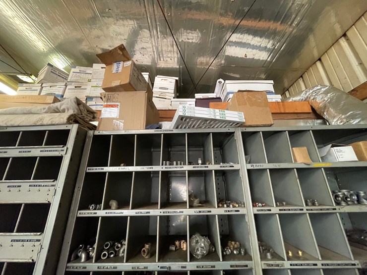 #4009-•-large-metal-organizing-rack-with-various-pipe-fittings-image-3