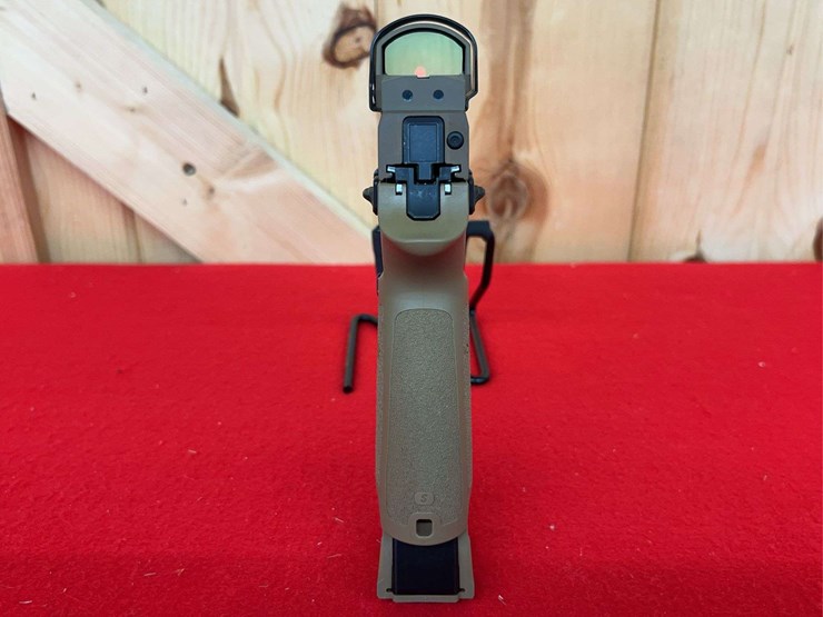 sig-sauer-p320-m17-9mm-semiauto-pistol-image-4