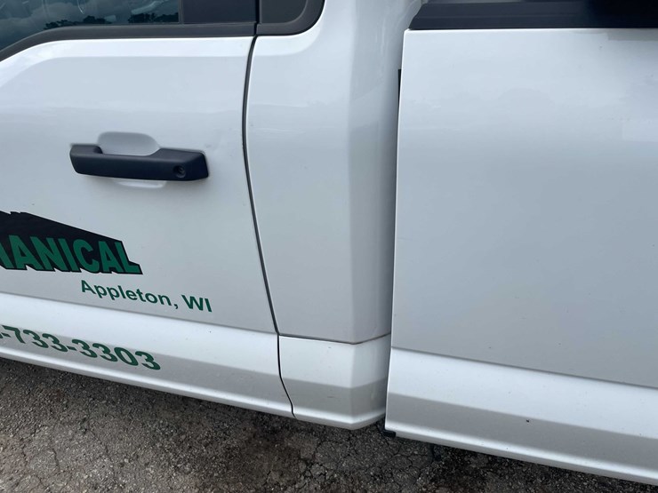 2023-ford-f150-xl-image-40