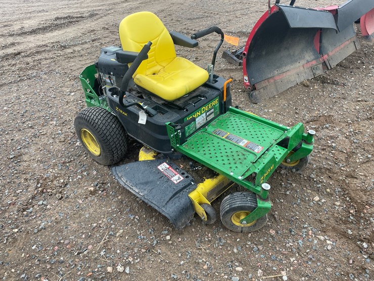 john-deere-la-image-2