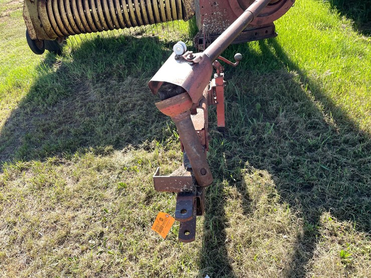 new-holland-315-image-22