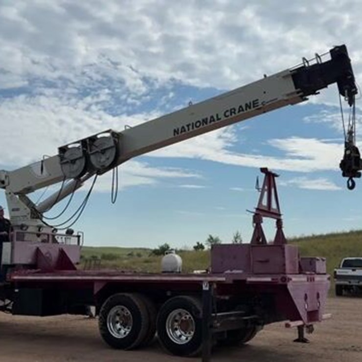 2015 PETERBILT 365