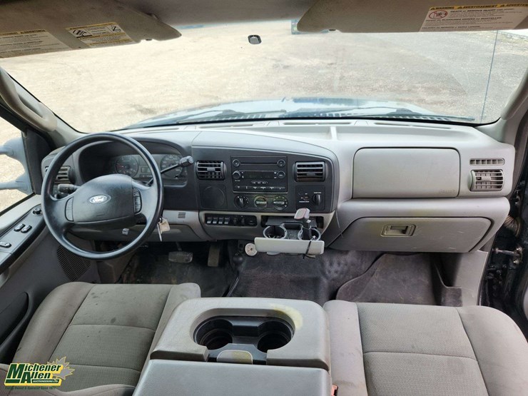 2006-ford-f450-image-24