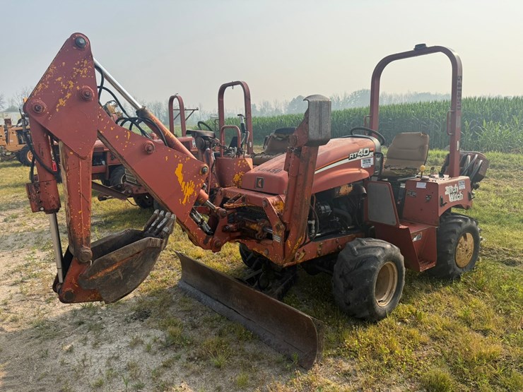 ditch-witch-rt40-image-1