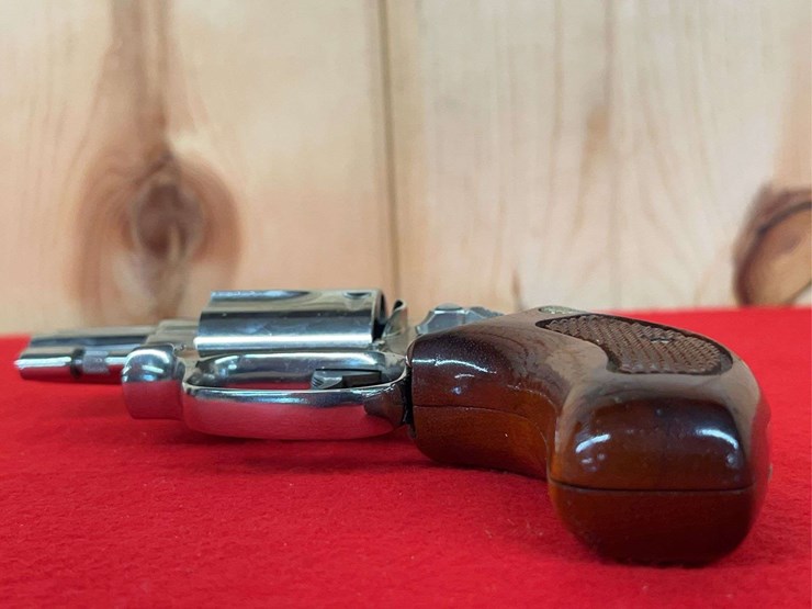 s&w-model-49-.38-special-da-revolver-image-7