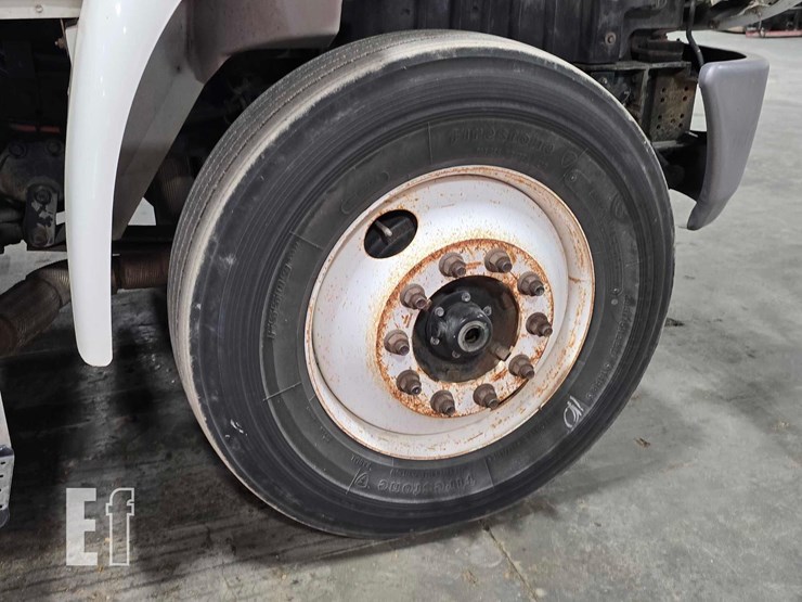 2017-international-durastar-4400-image-27