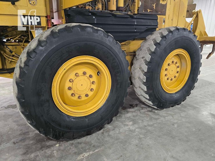 2007-caterpillar-140h-image-29