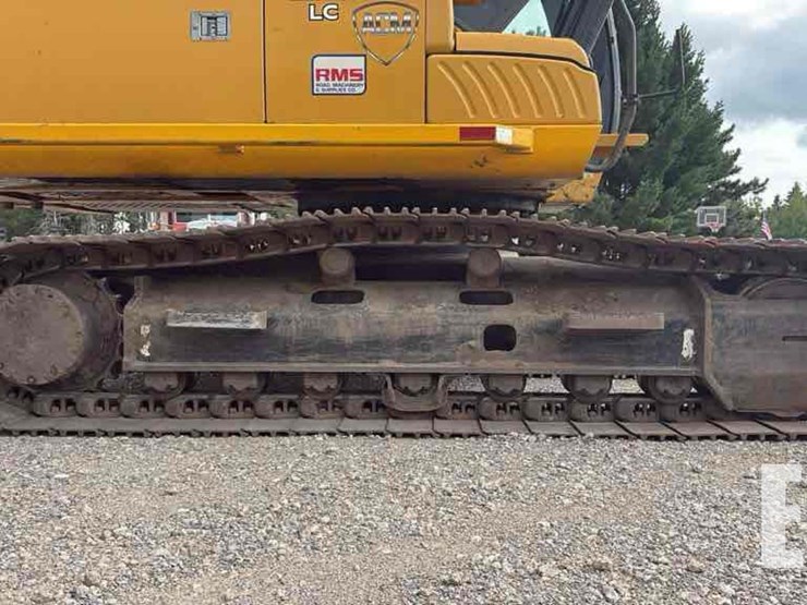 2013-deere-160g-lc-image-30