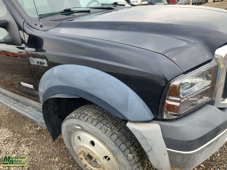 2006-ford-f450-image-39