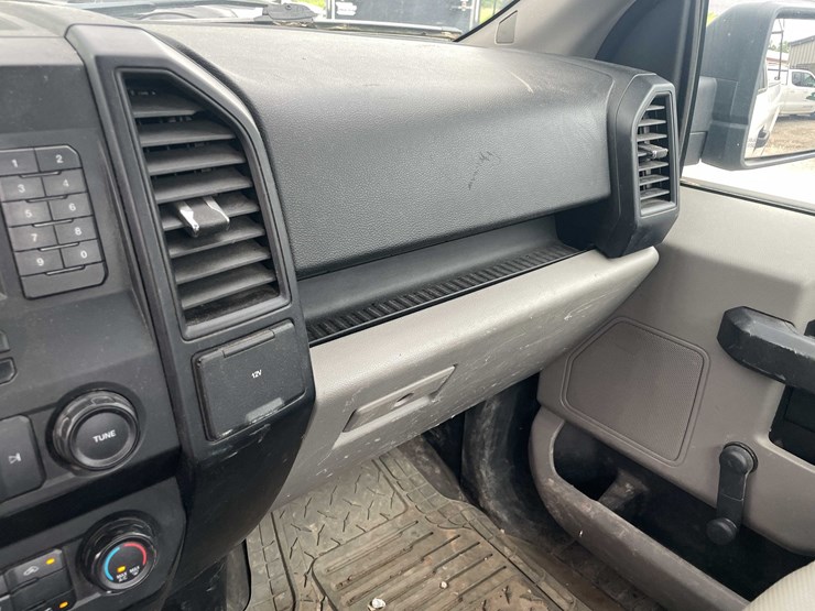 2016-ford-f150-image-49