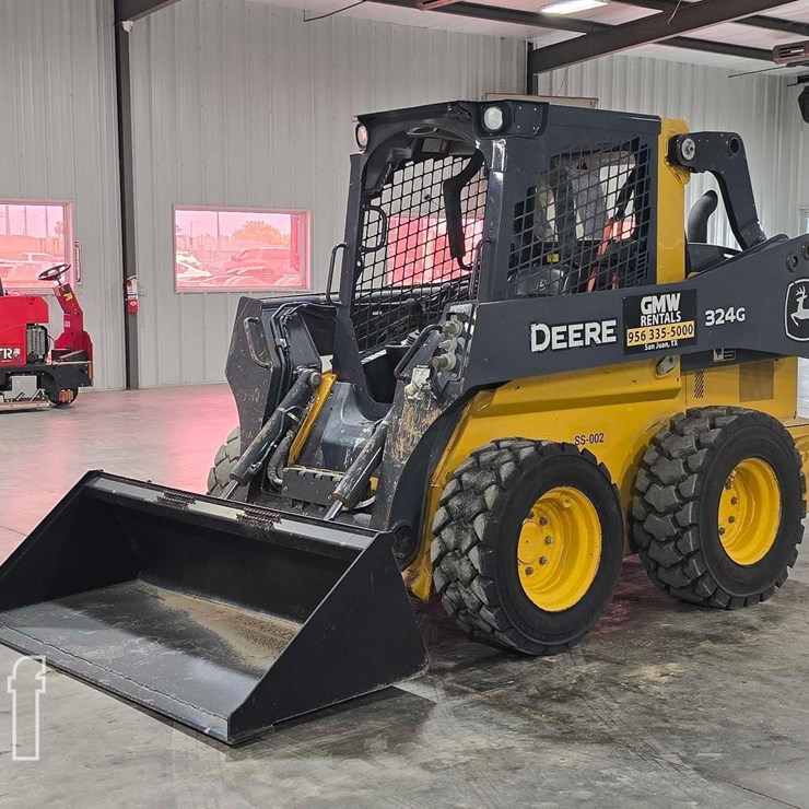 2023 DEERE 324G