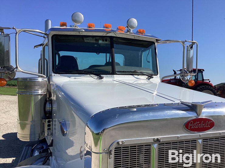 2006-peterbilt-378-image-19