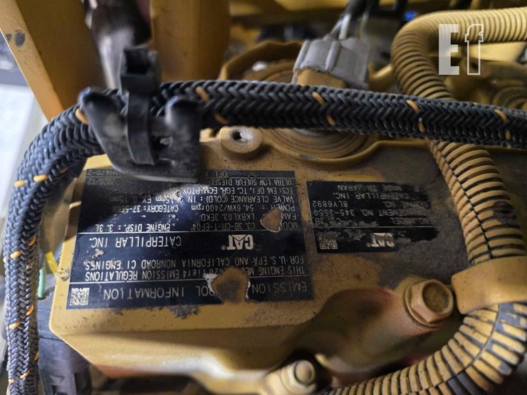 2021-caterpillar-259d3-image-26