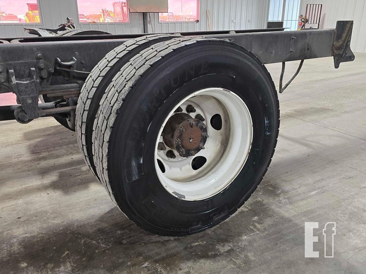 2019-ford-f750-image-21