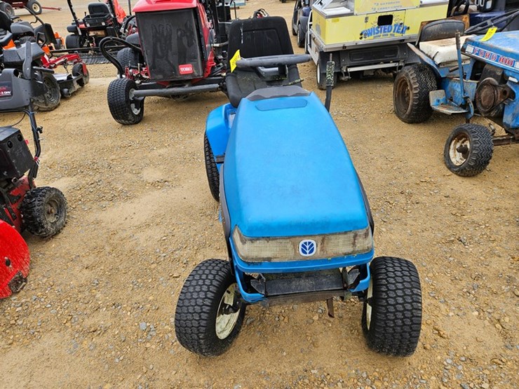 new-holland-45-image-8