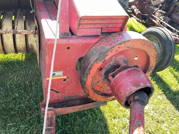new-holland-271-image-21