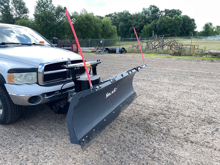 2003-dodge-2500-image-13