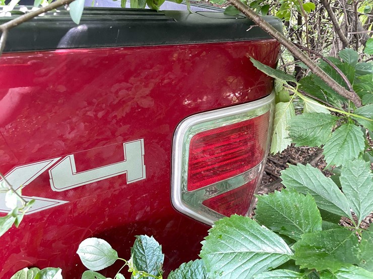2011-ford-f150-xlt-image-33
