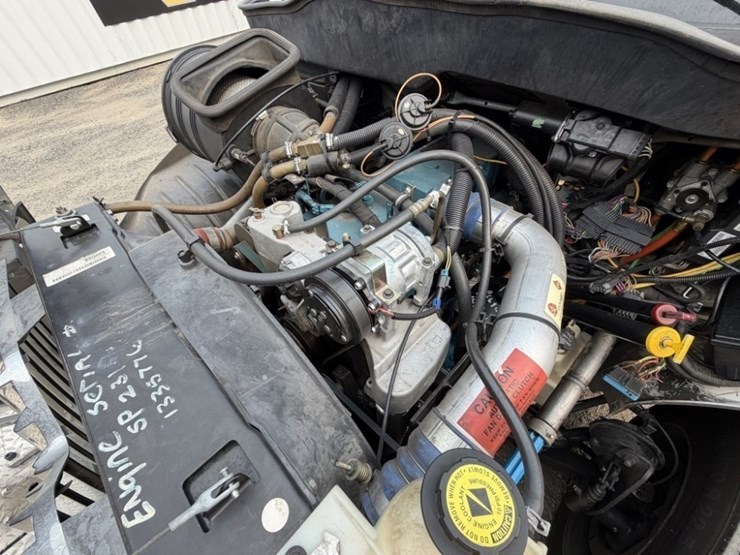2002-international-durastar-4400-image-13