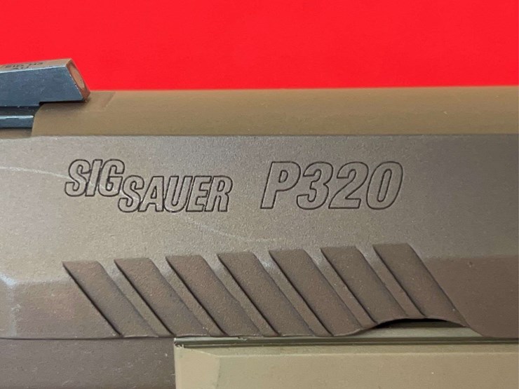 sig-sauer-p320-m17-9mm-semiauto-pistol-image-14