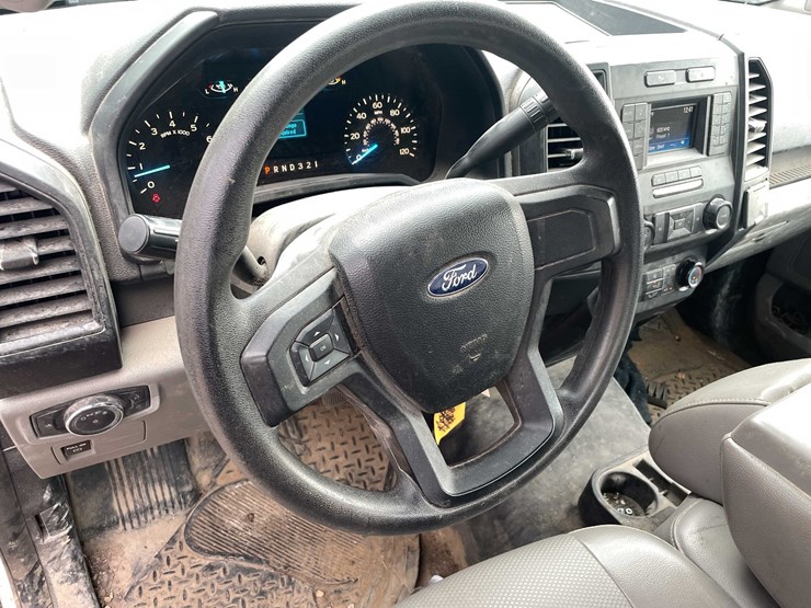 2017-ford-f150-xl-image-46