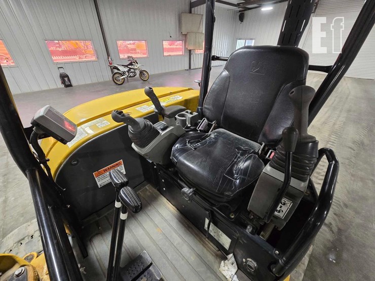 2019-caterpillar-305e2-cr-image-18