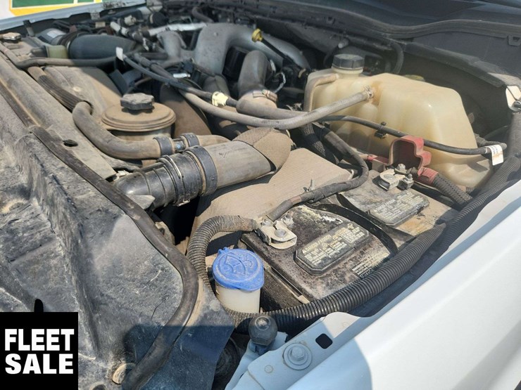 2021-ford-f550-image-27