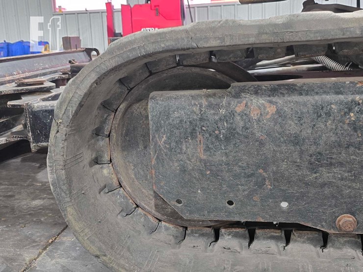 2019-caterpillar-305e2-cr-image-31