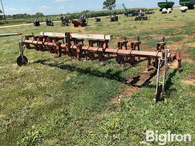 lilliston-rolling-cultivator-image-1