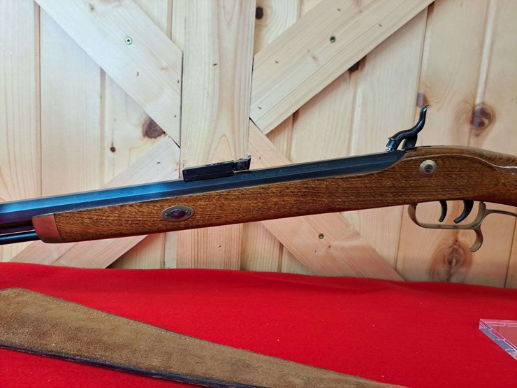 connecticut-valley-arms-(cva)-.50-caliber-hawken-blackpowder-rifle-image-3