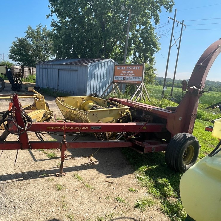 #1939 • New Holland 892 Chopper