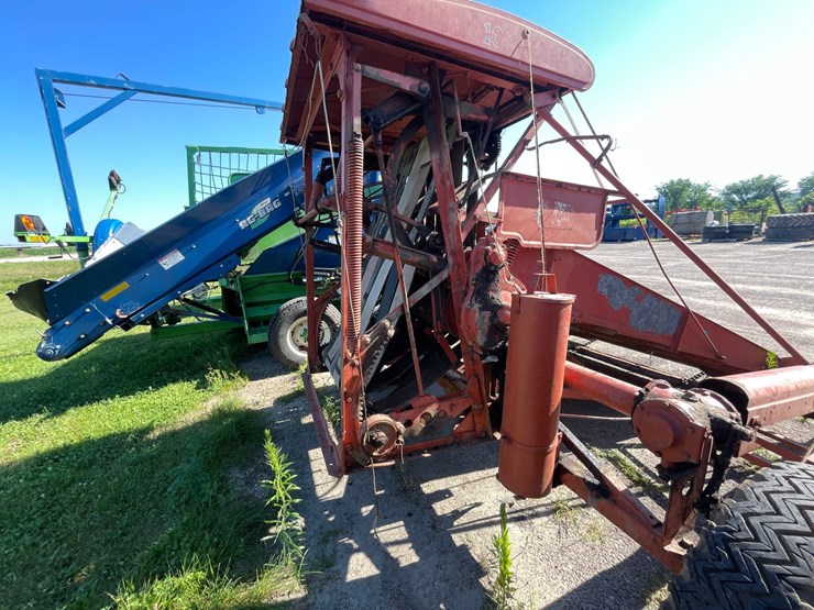 #1025-•-allis-chalmers-10-roto-baler-image-18