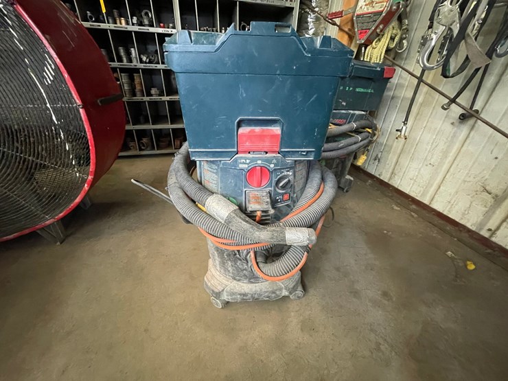 #4012-•-bosch-vac0908-dust-extractor-image-4