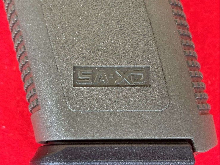 springfield-armory-model-xd-.45-acp-semiauto-pistol-image-14