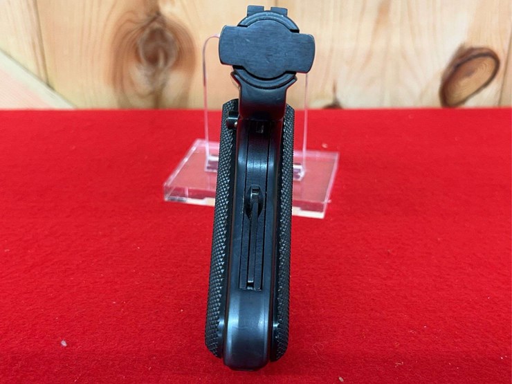 ruger-standard-model-mark-i-.22-lr-semiauto-pistol-image-4