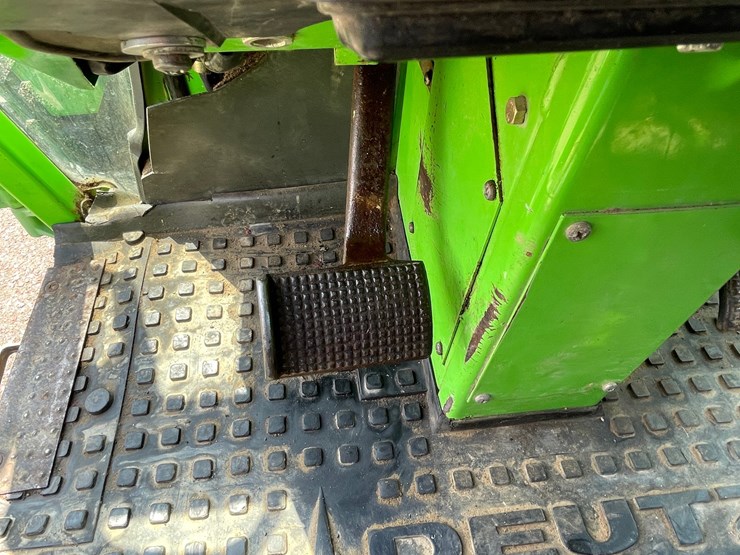 deutz-dx130-image-53