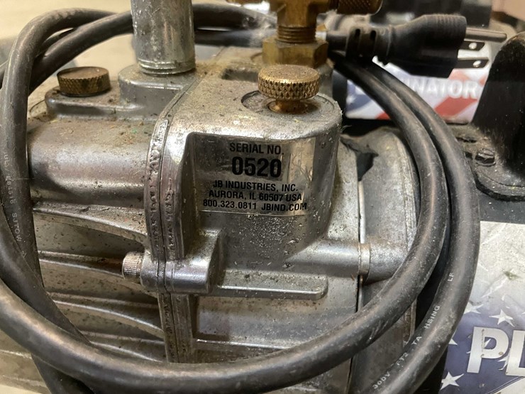 #4076-•-(3)-electric-compressor-pumps-image-6