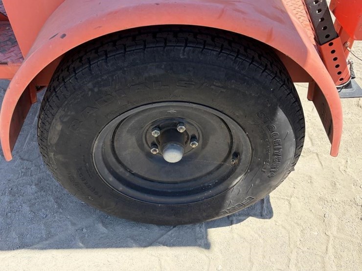2013-myers-and-sons-hi-way-safety-arrowboard-trail-image-11