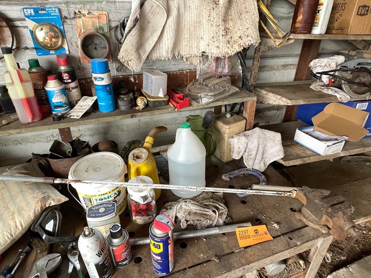 #2297-•-contents-of-workbench-image-2