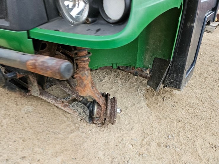 john-deere-gator-image-10