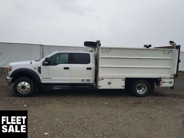 2021-ford-f550-image-6