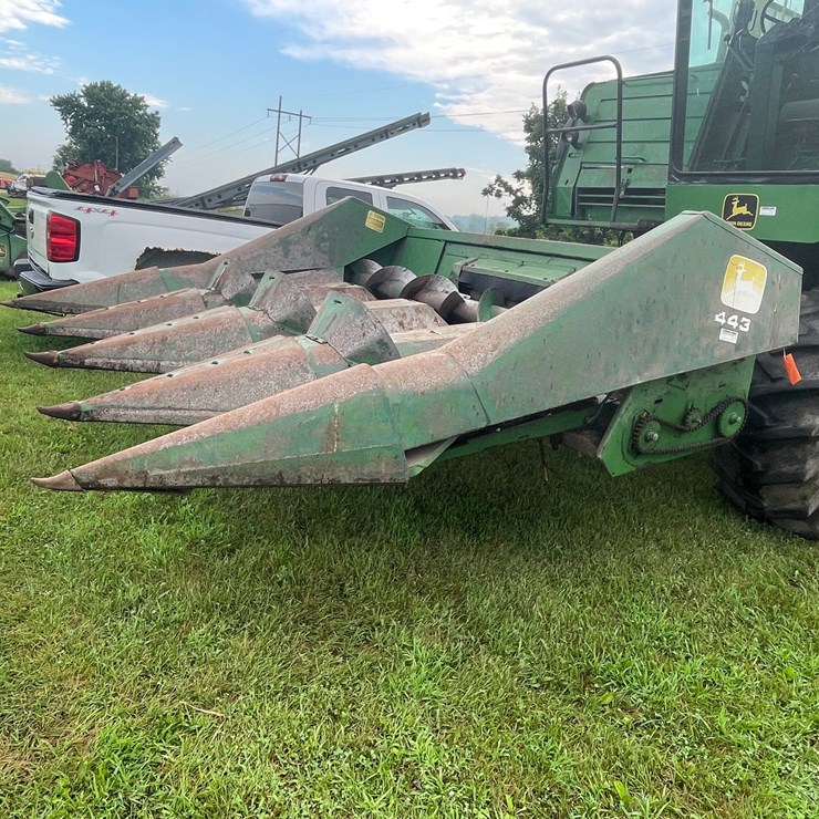 JOHN DEERE 5