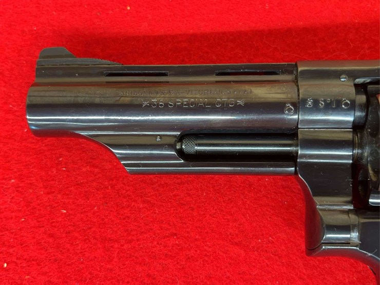 stoeger-llama-martial-.38-special-da-revolver-image-9