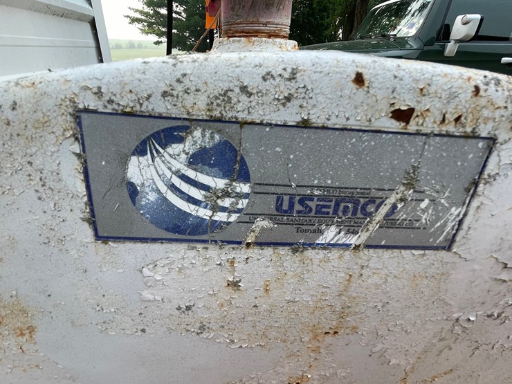 #2306-•-usemco-300-gallon-fuel-tank-image-5