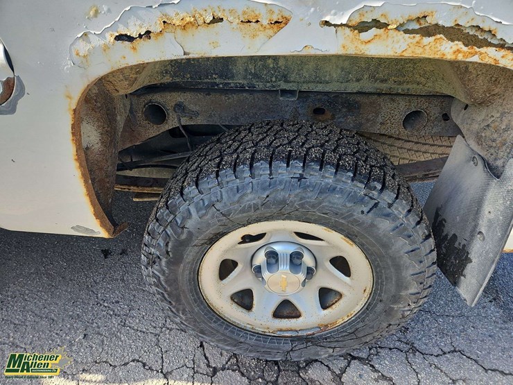 2013-chevrolet-silverado-1500-image-13
