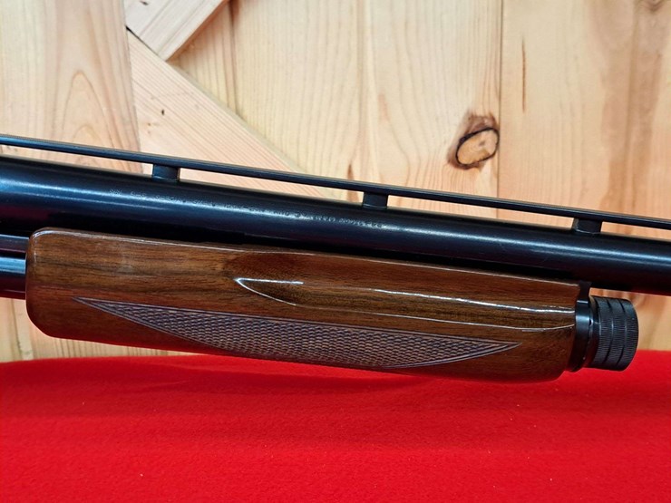 browning-bps-12-gauge-pump-action-shotgun-image-10