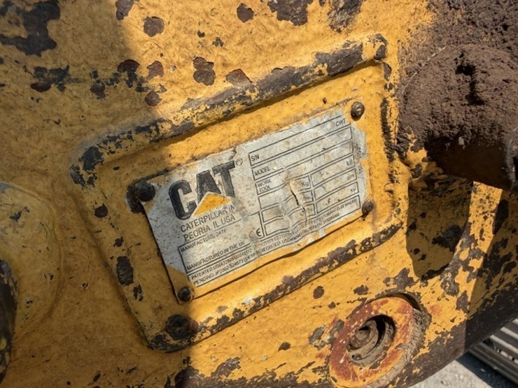2004-caterpillar-312-image-16