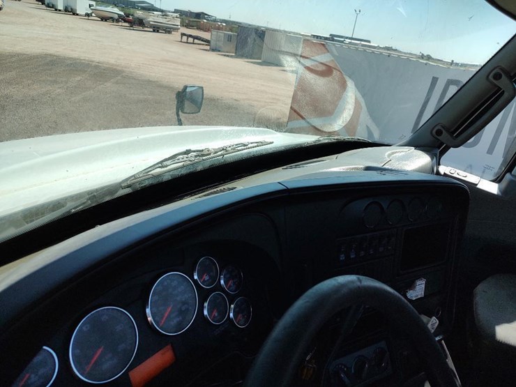 2012-international-prostar-image-33