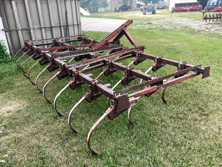 #2260-•-cultivator-image-5